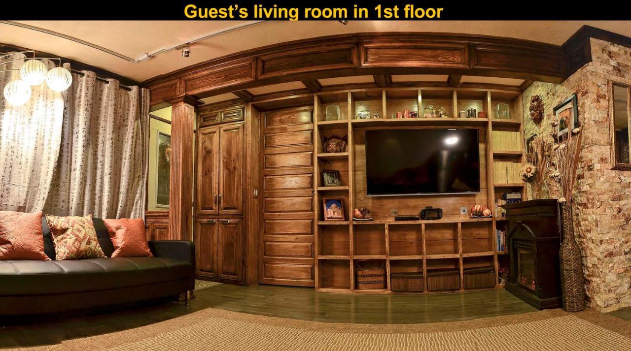 Salmon Magwood Guesthouse Toronto Buitenkant foto